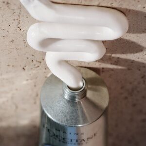 L’occitane Shea Butter Hand Cream 150ml L’Occitane Hand Cream FULL SIZE 5.1 oz